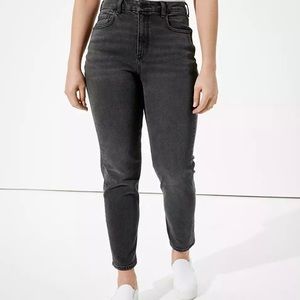 American Eagle Curvy Mom Jean Ankle Black